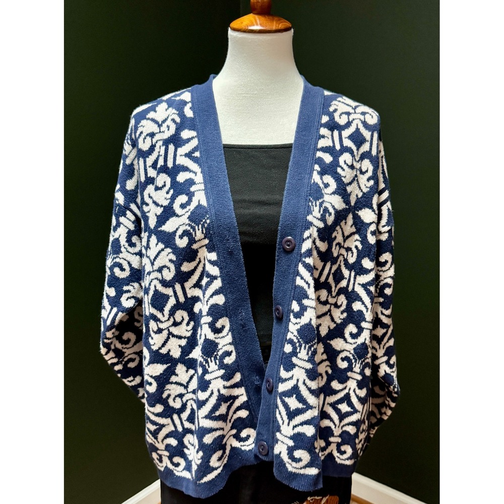Vintage Cabin Creek Bluer and White‎ Floral Cardigan Women's Size M